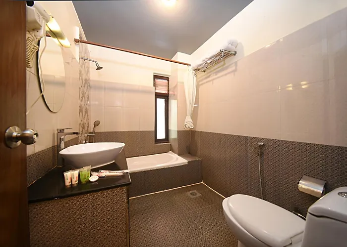 Amaryllis Hotel 3*